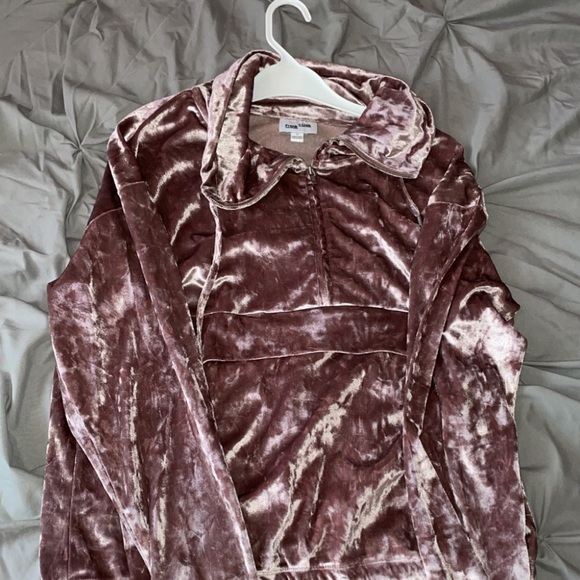 Crushed Velvet Frank + Oak Half Zip pink quarter zip sweater top reflects light - Picture 1 of 3
